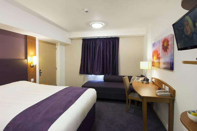 Premier Inn Premier Inn York South West Ngoại thất bức ảnh