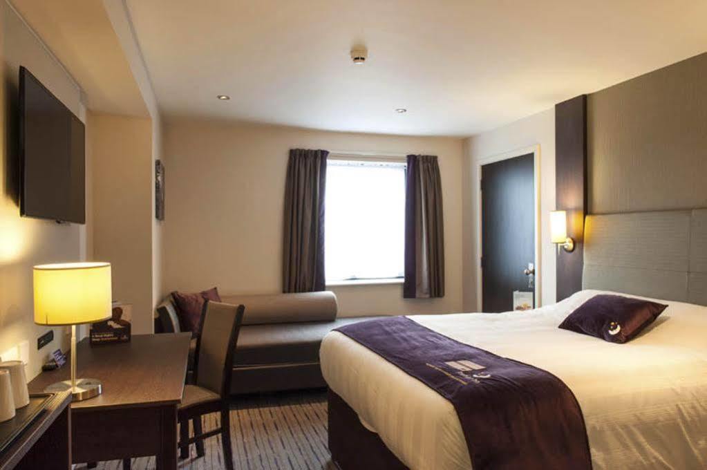 Premier Inn Premier Inn York South West Ngoại thất bức ảnh