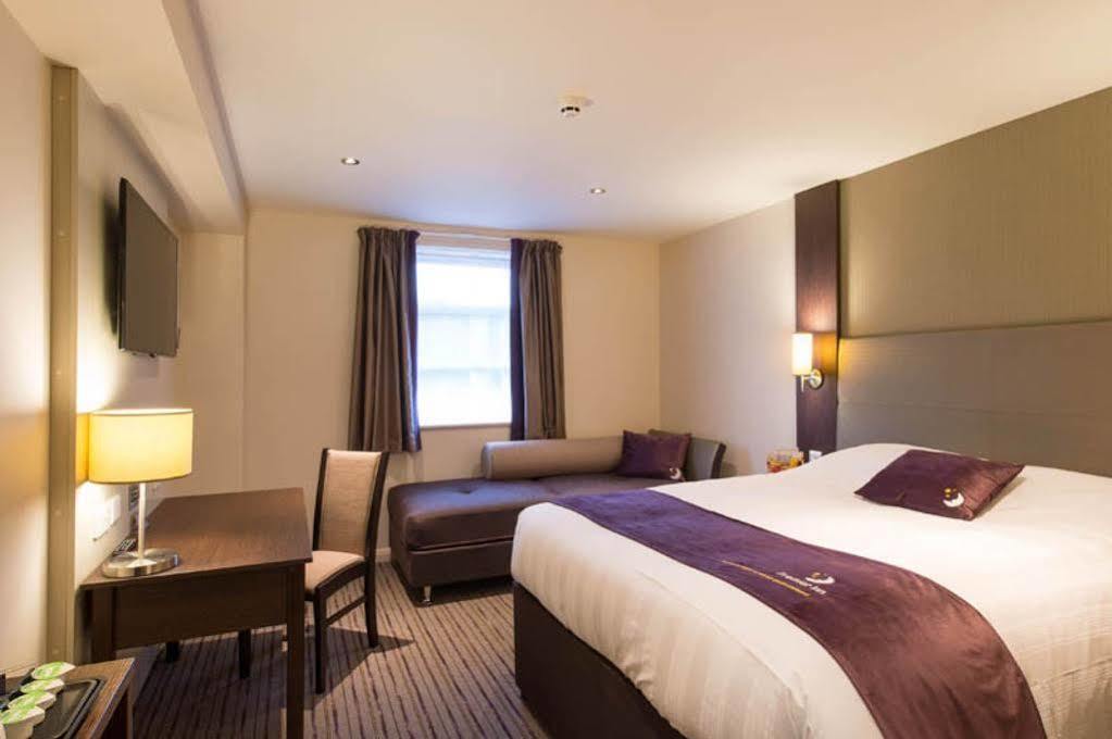 Premier Inn Premier Inn York South West Ngoại thất bức ảnh