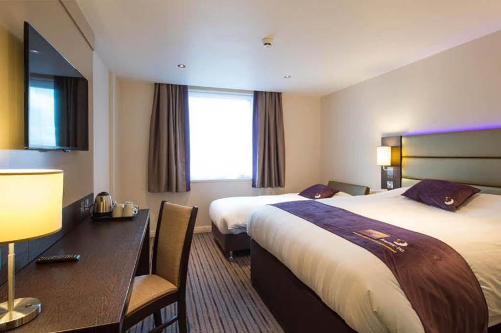 Premier Inn Premier Inn York South West Ngoại thất bức ảnh