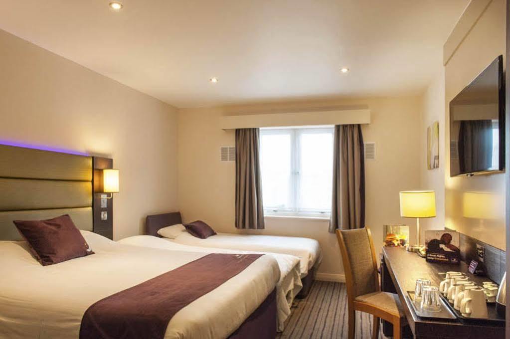Premier Inn Premier Inn York South West Ngoại thất bức ảnh